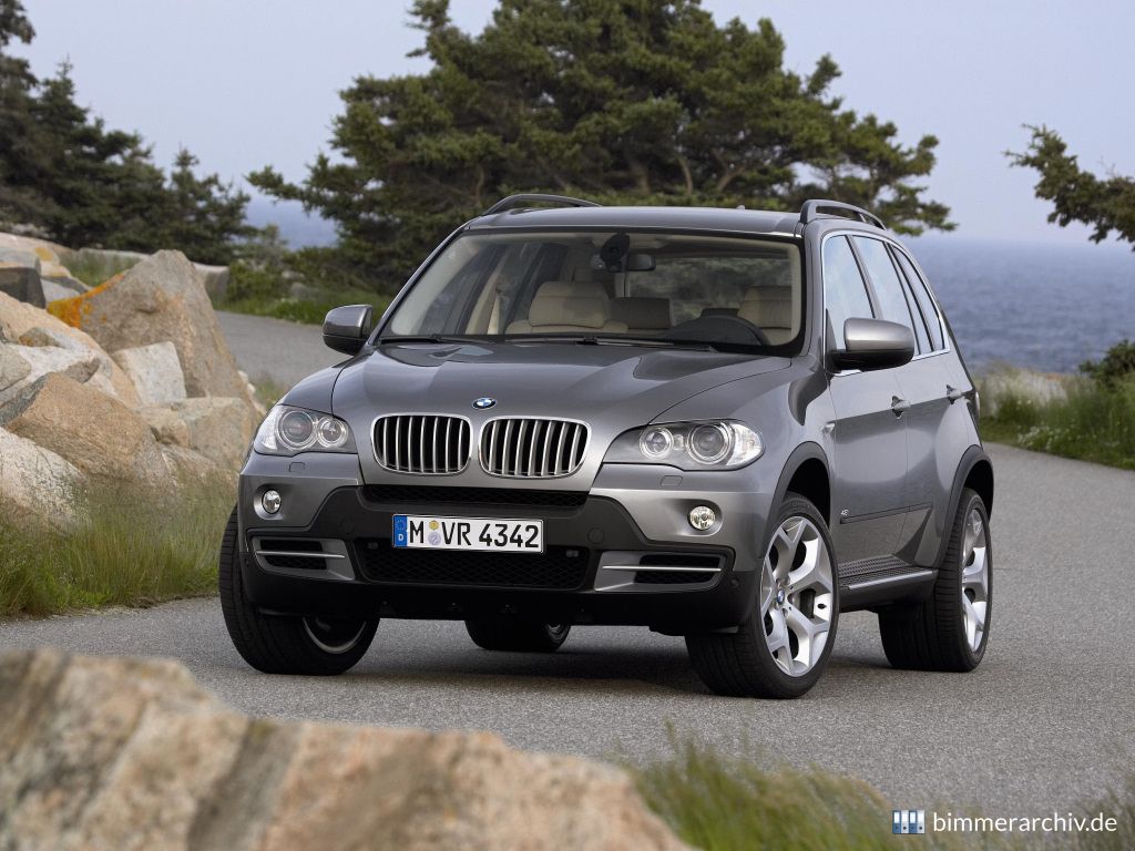BMW X5 - Sports Activity Vehicle