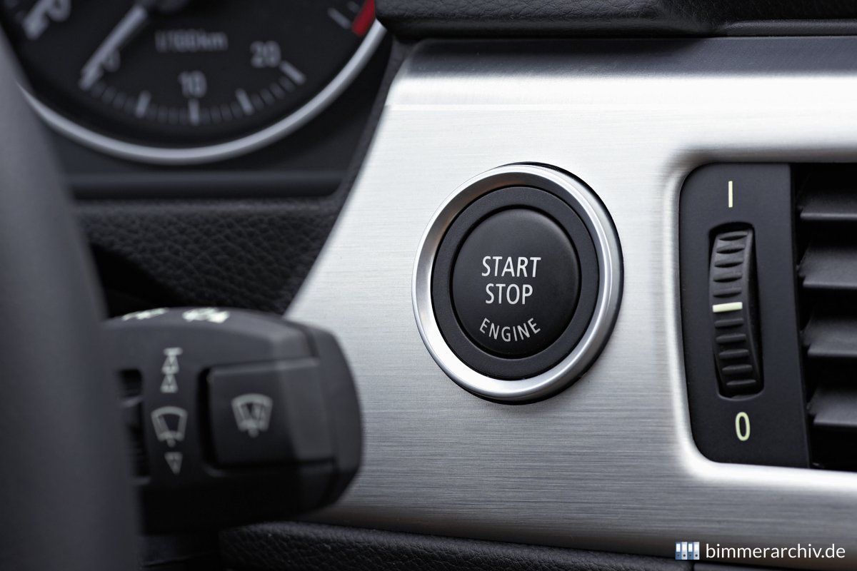 Der neue BMW 3er - Start-/Stopp-Knopf