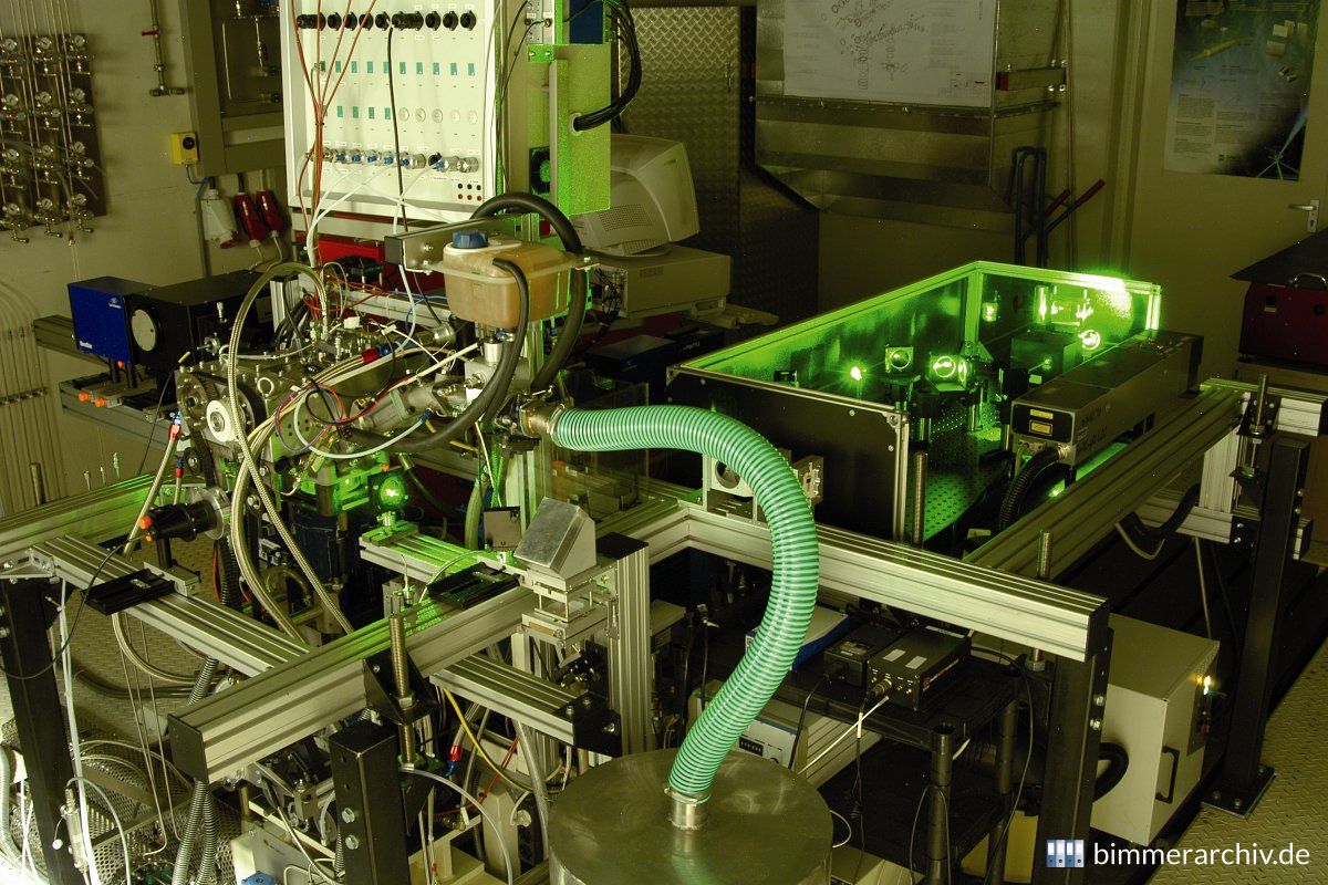 H2BVplus Wasserstoff-Forschungsmotor mit Lasermesstechnik