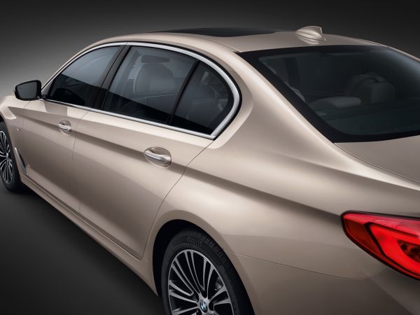 BMW 530Li - Luxury Line